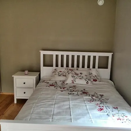 Πανσιόν Ninavarava Holiday House